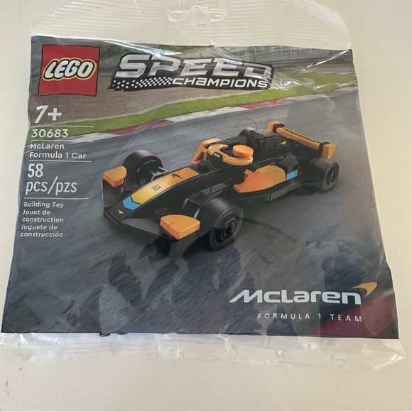 LEGO Speed Champions McLaren Formula 1 Car - Black and Orange 30683 - Picture 1 of 6